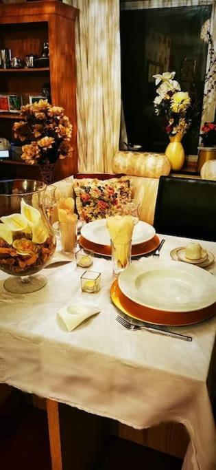 Апартаменти Cuisinease Оллертон Екстер'єр фото